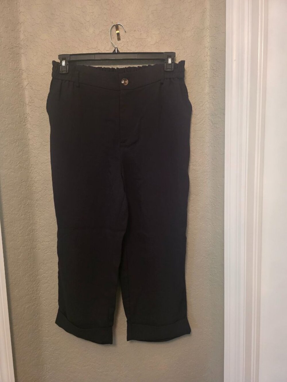 Halara Black High Waist Linen Feel Cropped Pants L